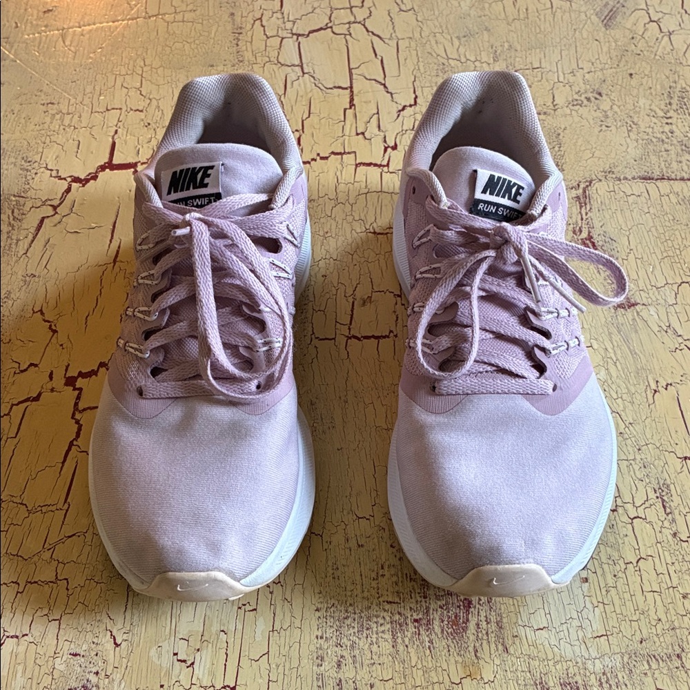 Nike Women's Light Pink Sneakers